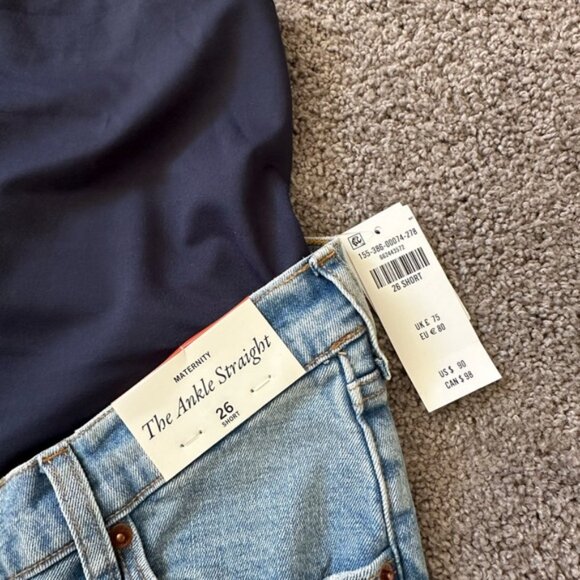 NWT: Abercrombie Ankle Straight Maternity Jeans - Picture 5 of 8